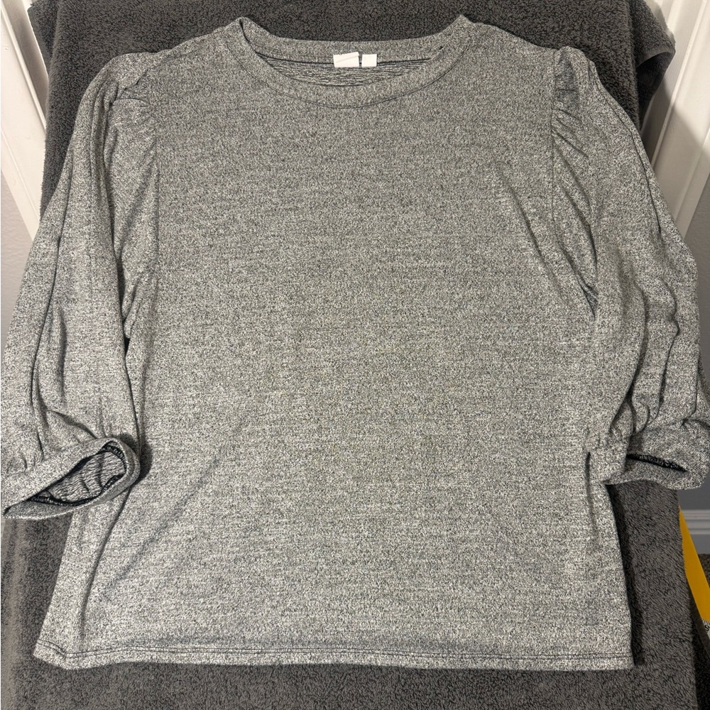 GAP Gray Women's Lightweight‎ Sweater Top